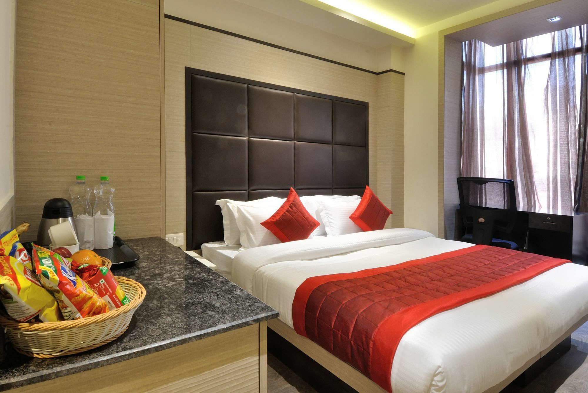 ניו דלהי Hotel Royal Grand - Opposite Axis Bank East Patel Nagar מראה חיצוני תמונה